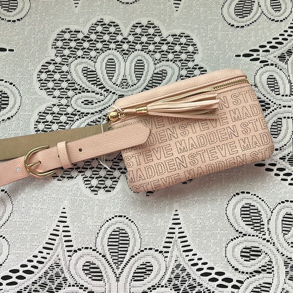 Steve Madden - Picture 2 of 5